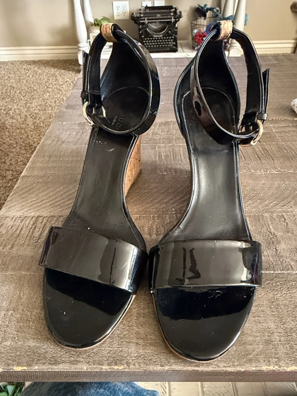 Gucci Santander Cork Wedge Ankle-Strap Sandals - Picture 7 of 10